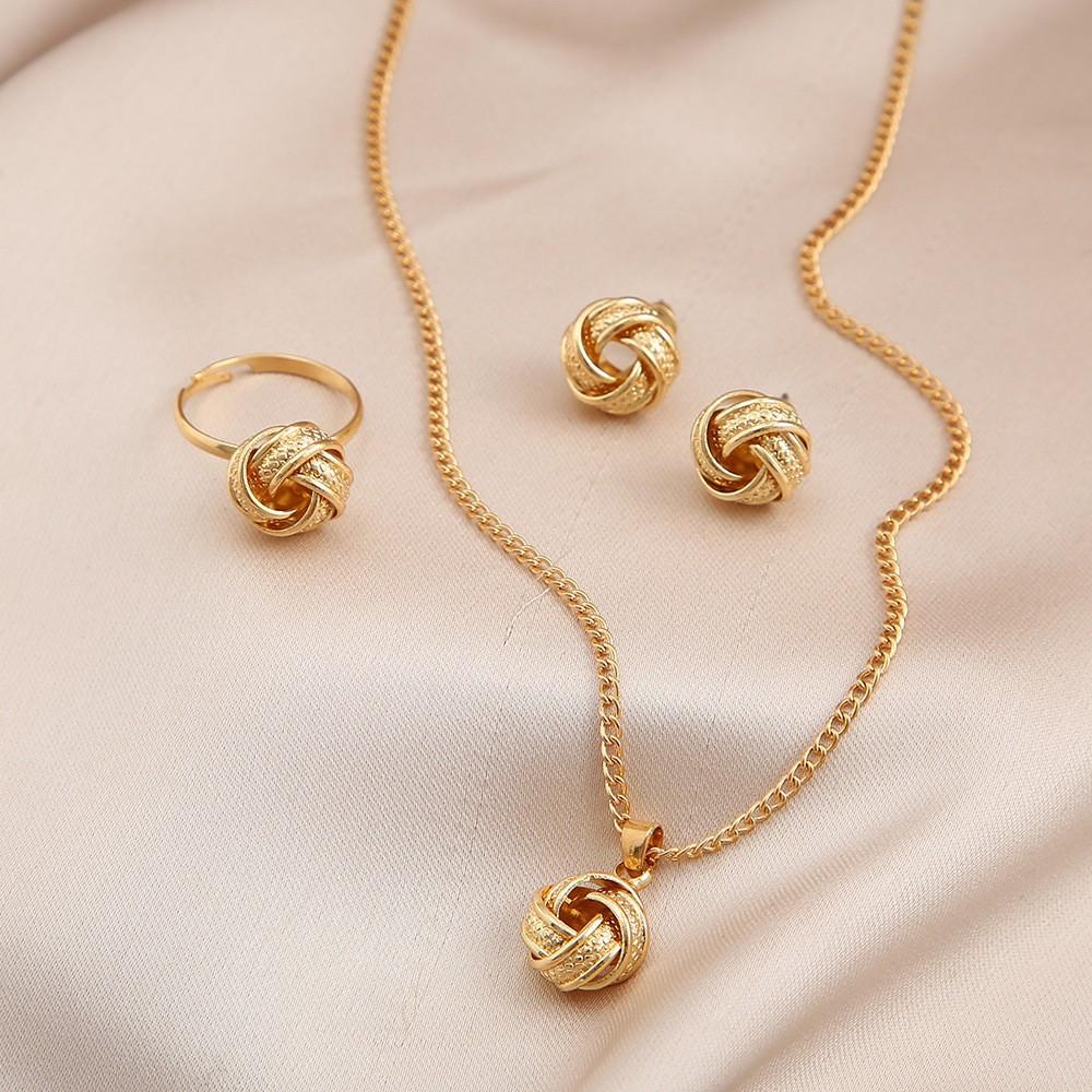 Luxury Temperament Design Sense Light Cross-border European and American Pendant Jewelry Necklace with Imitation Pearl Earrings